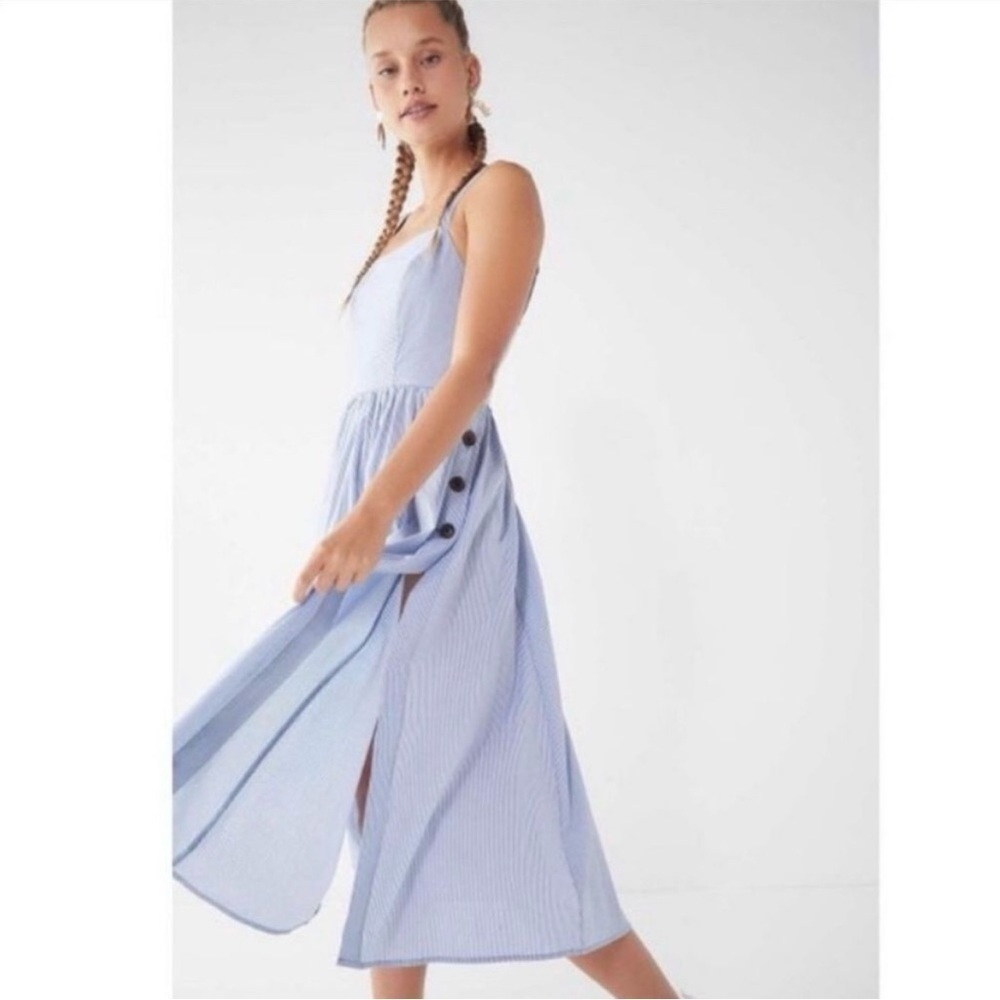 Urban Outfitters Kaye Square Neck Button Down Midi Dress - Picture 3 of 16
